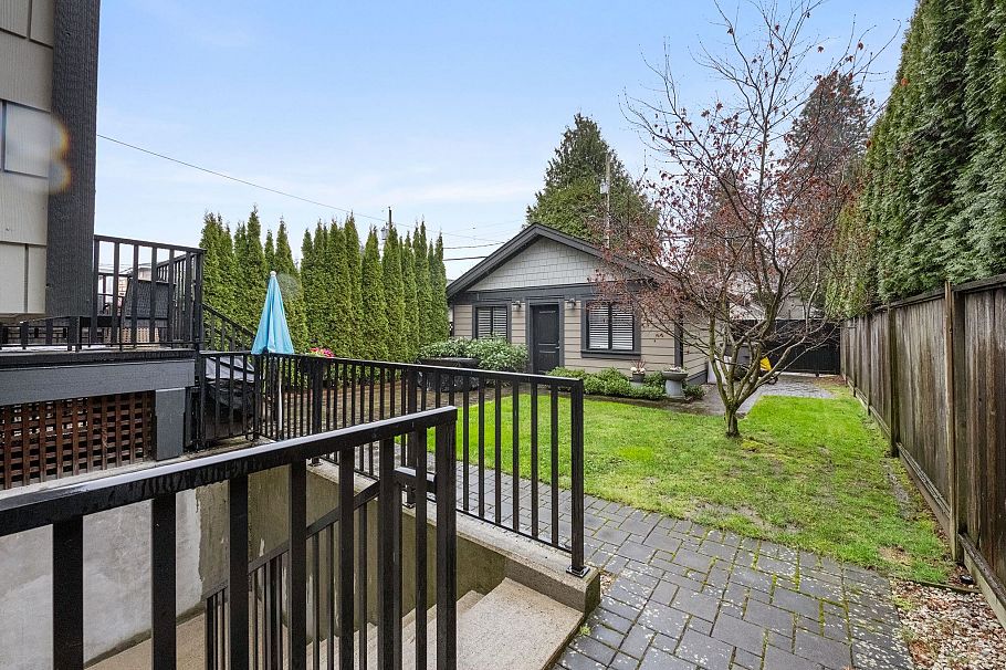 2798 W 19th Avenue Vancouver, BC - 34
