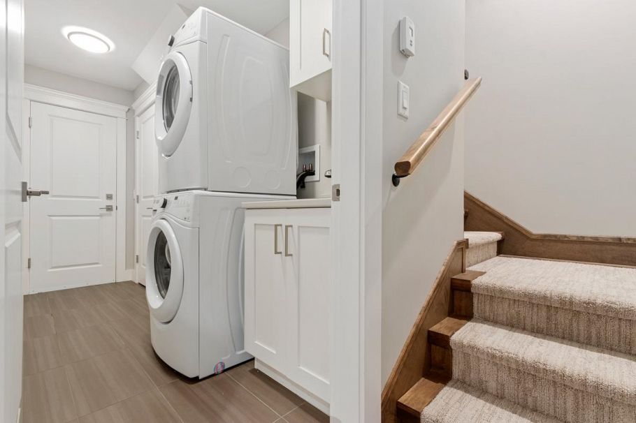 3443 W 11th Avenue Vancouver, BC - 20