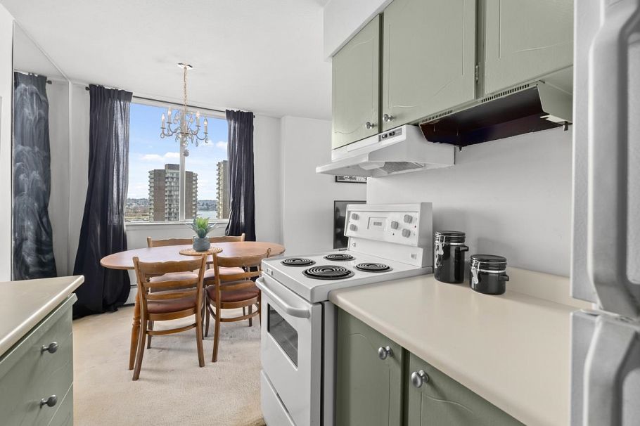 1001 1251 Cardero Street Vancouver, BC - 13