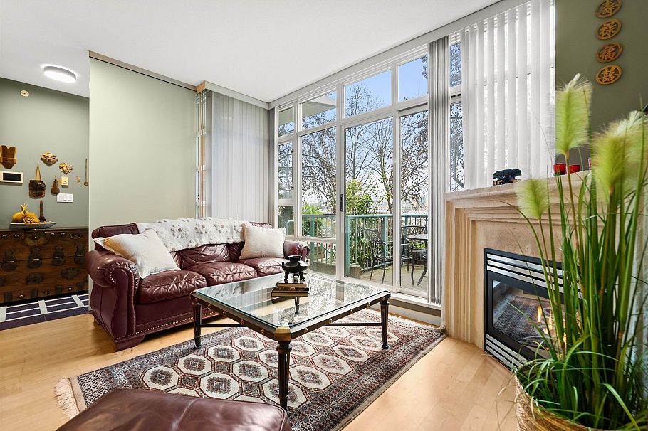 1053 Marinaside Crescent Vancouver, BC - 6