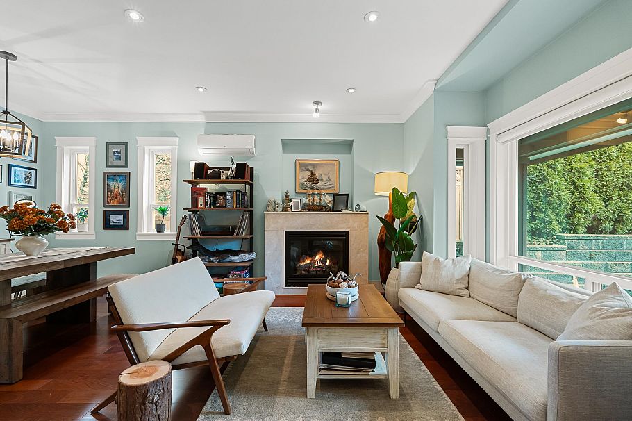 307 E 6th Street North Vancouver, BC - 9