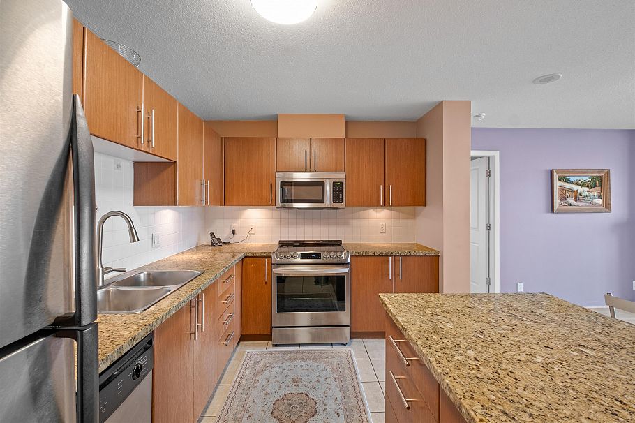 705 2088 Madioson Avenue Burnaby, BC - 3