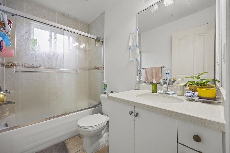 5892 Tyne Street Vancouver, BC - 30