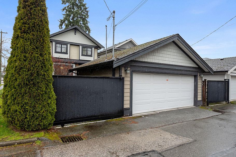 2798 W 19th Avenue Vancouver, BC - 37
