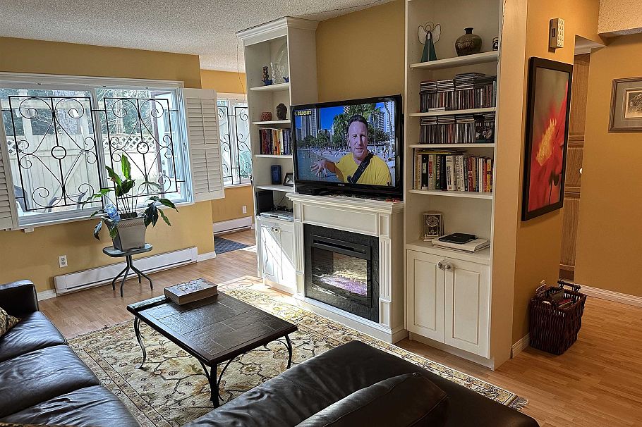 3444 Langford Avenue Vancouver, BC - 2