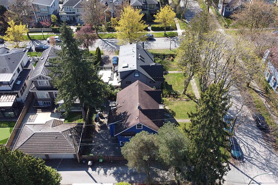 3088 Discovery Street Vancouver, BC - 26