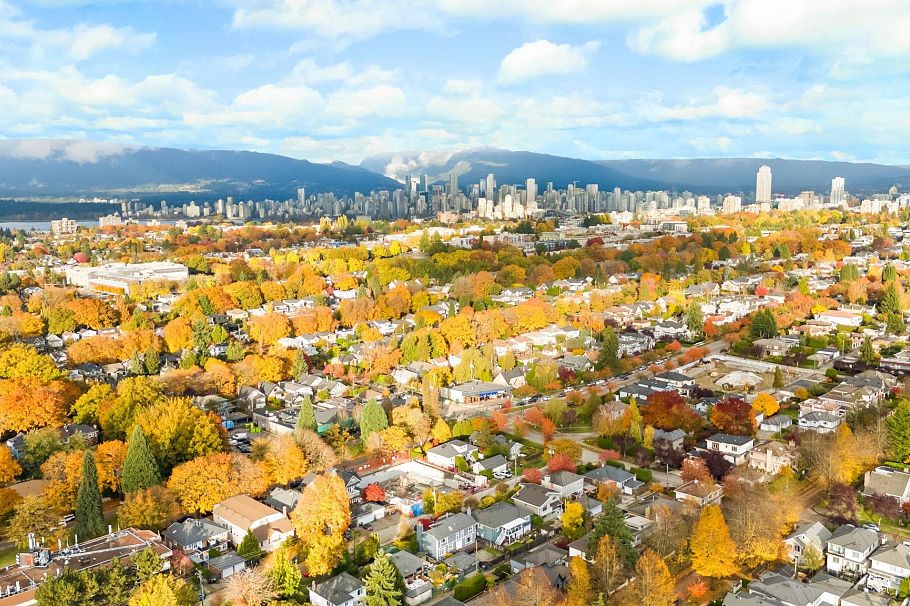 2815 W 19th Avenue Vancouver, BC - 37