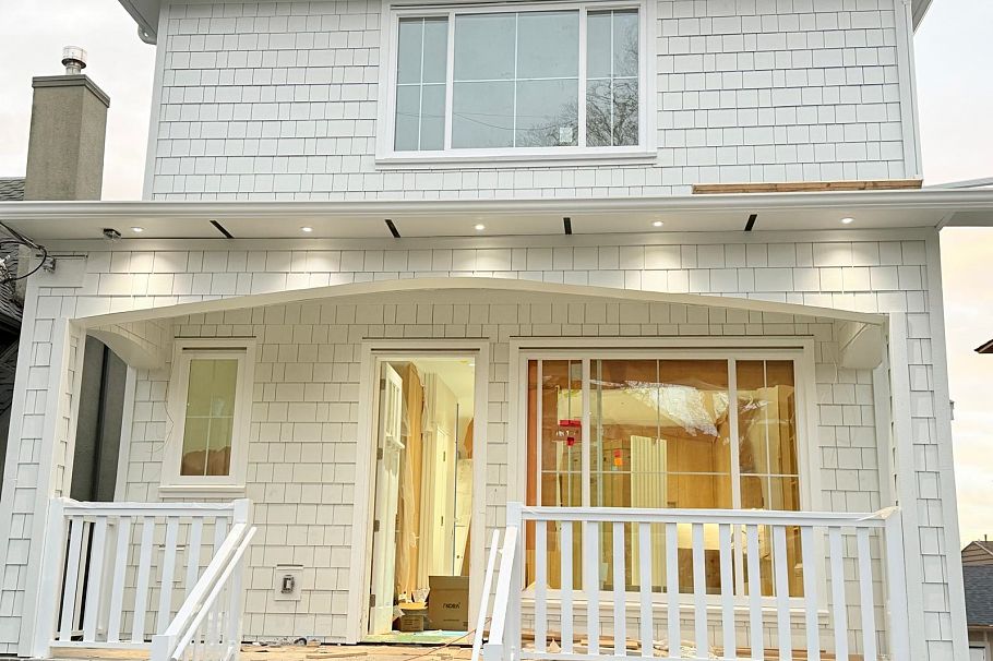 1 3110 W 42nd Avenue Vancouver, BC - 1