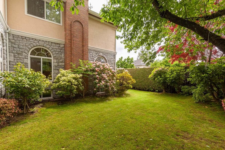 1989 W 52nd Avenue Vancouver, BC - 37