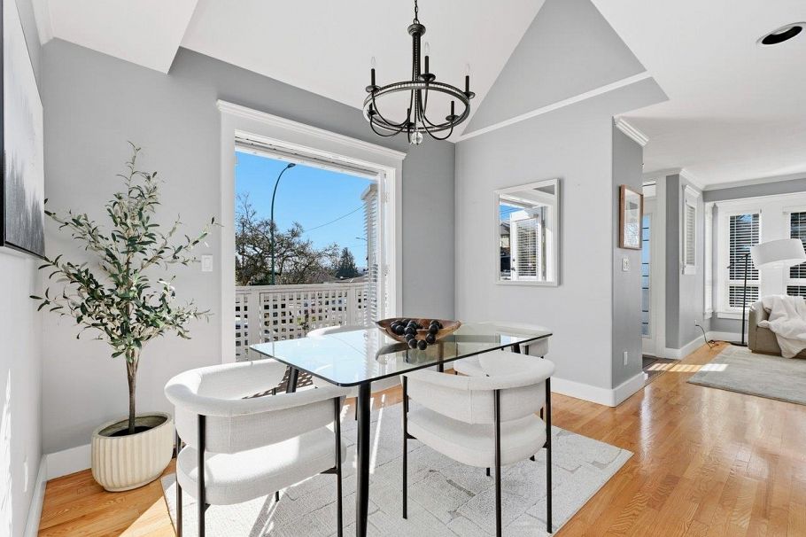 280 E 5th Street North Vancouver, BC - 9