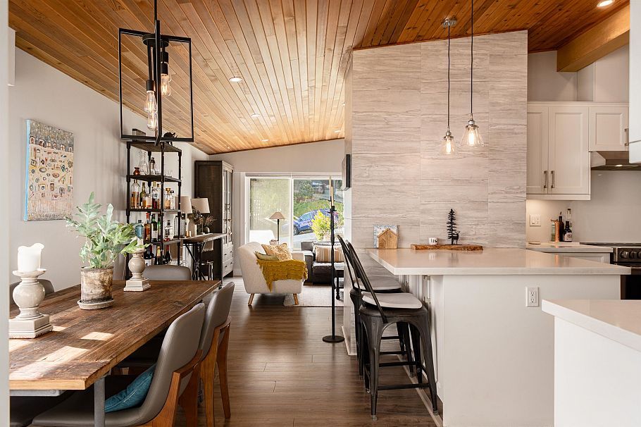 3642 Sykes Road North Vancouver, BC - 6