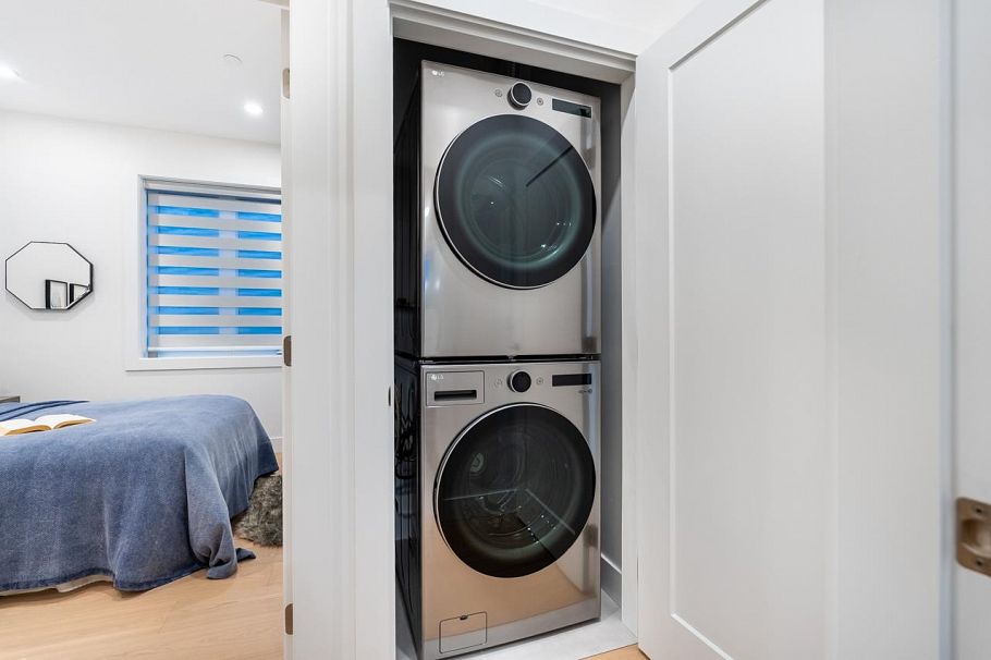 2 5355 Inverness Street Vancouver, BC - 10