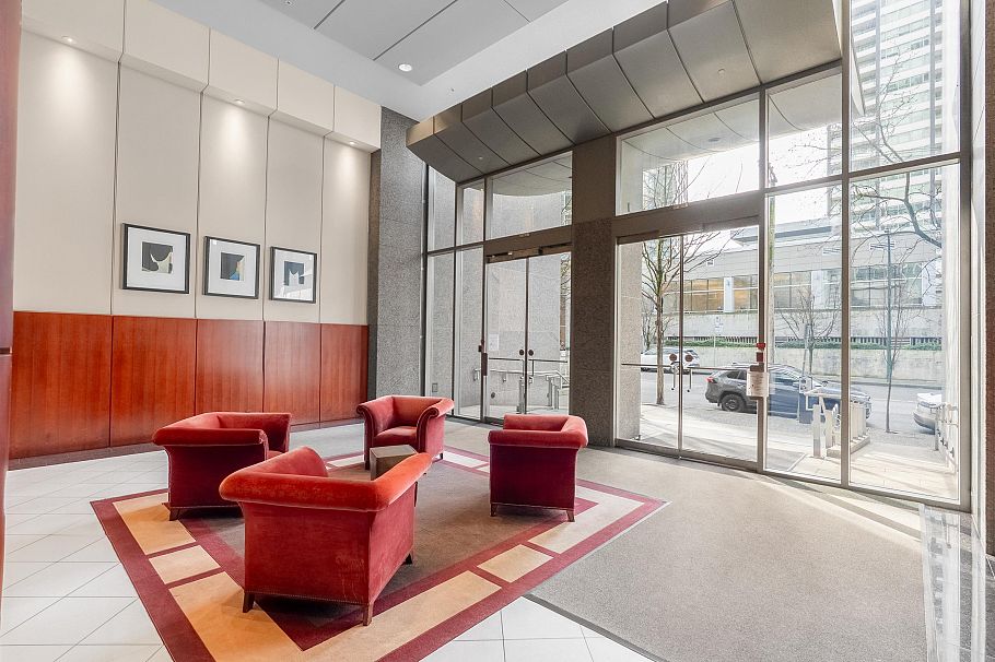 2106 1288 W Georgia Street Vancouver, BC - 6