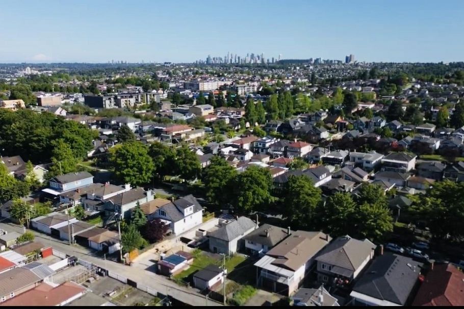 2735 Grant Street Vancouver, BC - 6