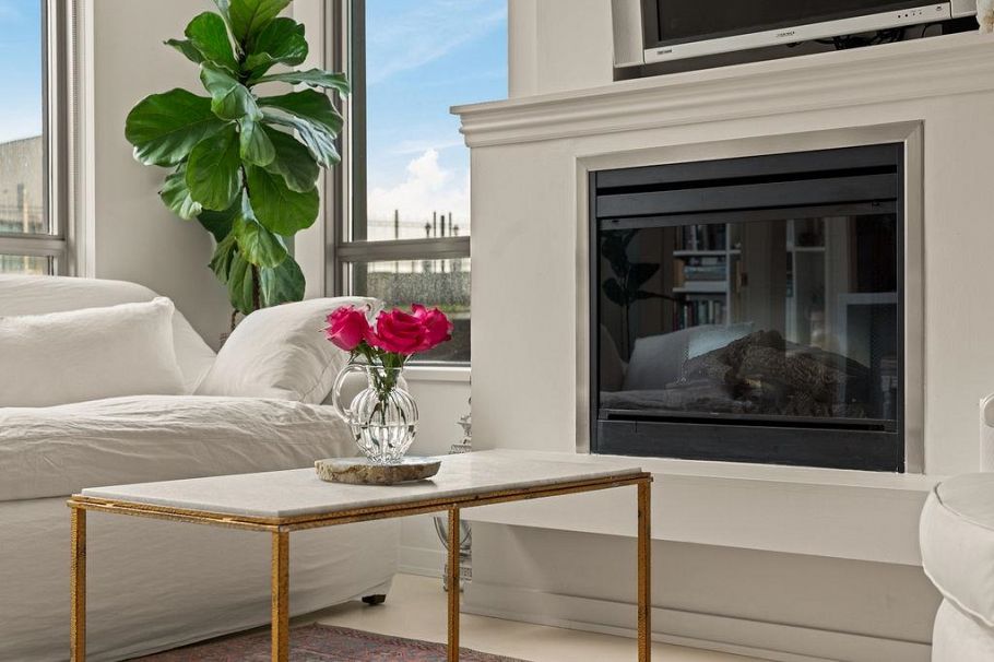 601 1005 Beach Avenue Vancouver, BC - 6