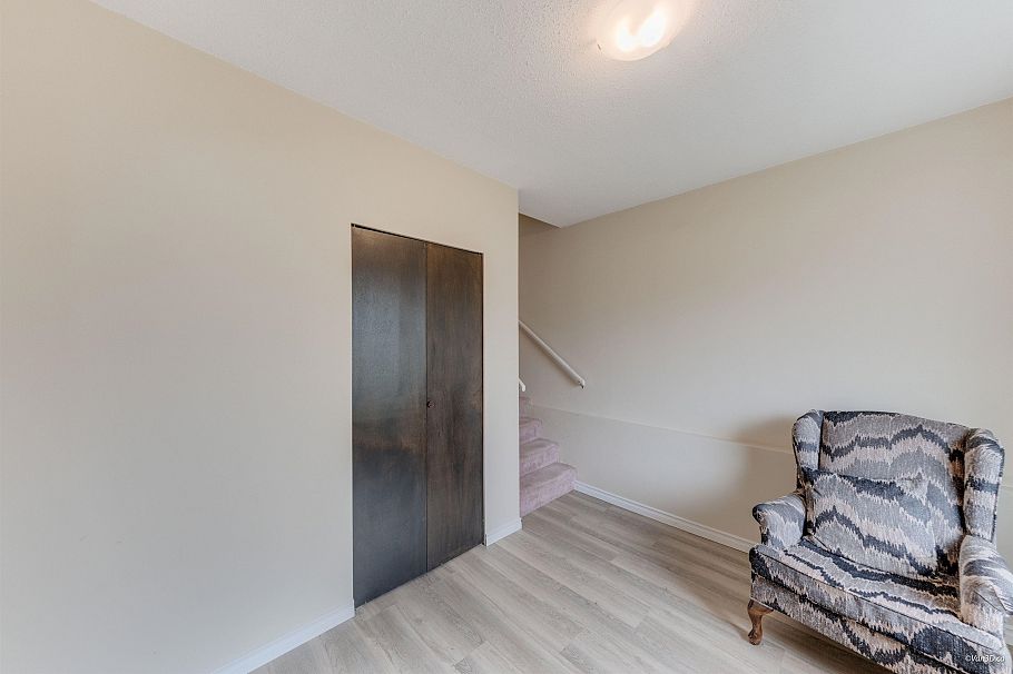 1961 E 50th Avenue Vancouver, BC - 28