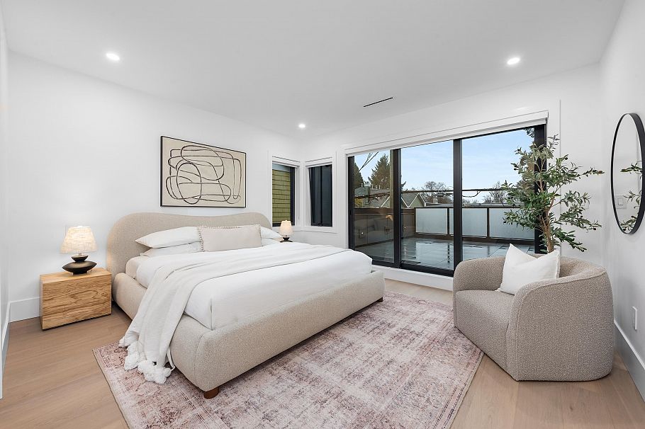 2 273 W 17th Avenue Vancouver, BC - 5