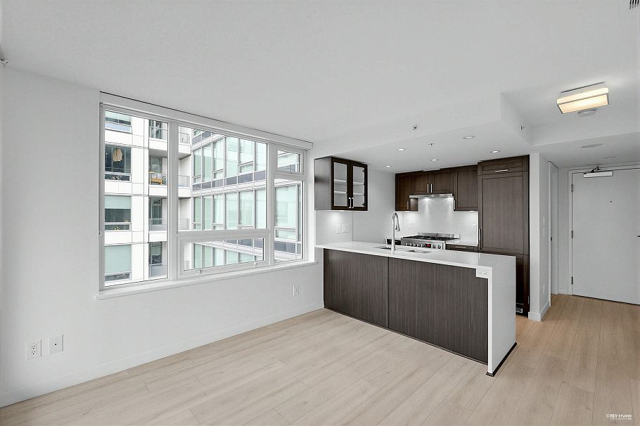 908 5665 Boundary Road Vancouver, BC - 4