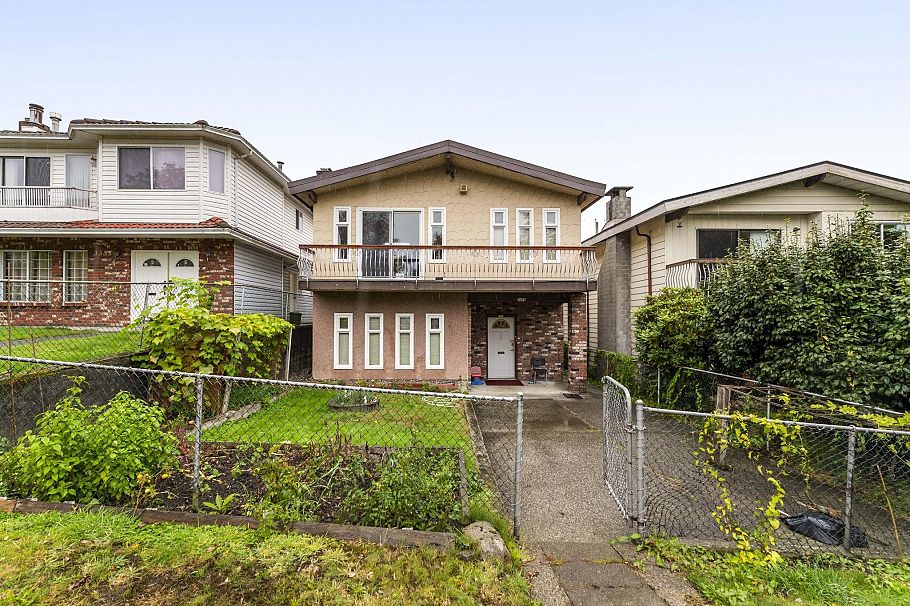 3361 William Street Vancouver, BC - 2