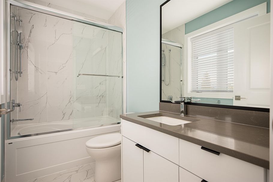 1 58 E 39th Avenue Vancouver, BC - 19