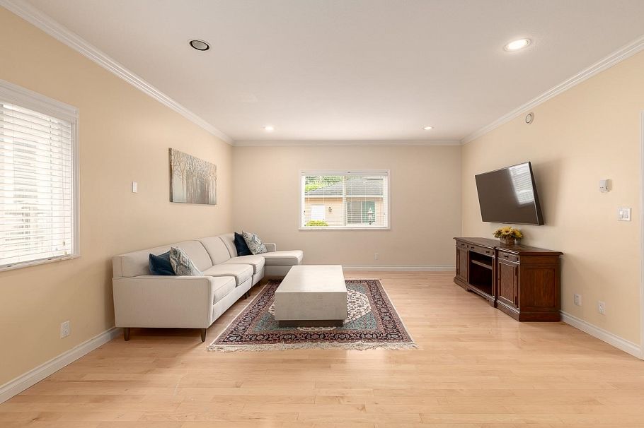 1989 W 52nd Avenue Vancouver, BC - 6