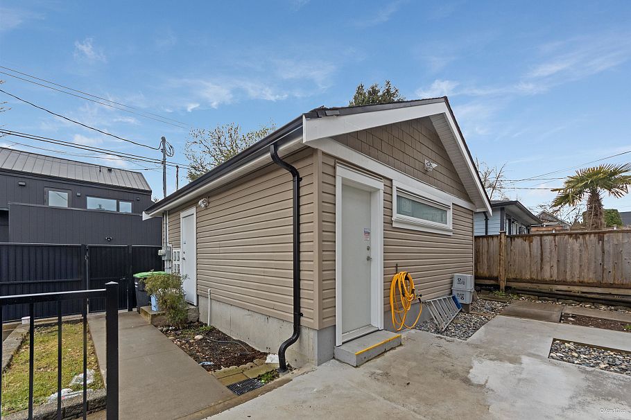 3249 Sophia Street Vancouver, BC - 28