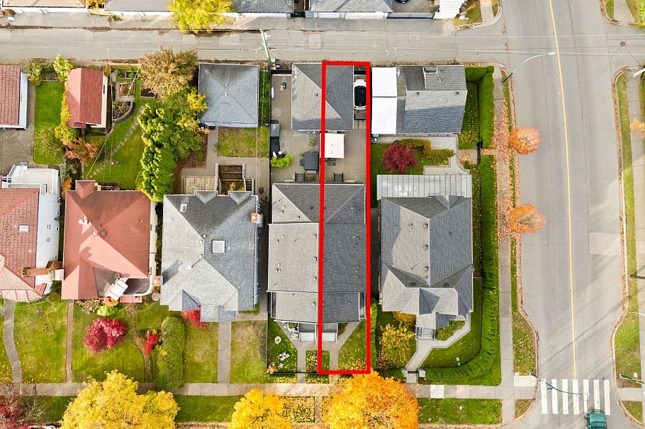 2815 W 19th Avenue Vancouver, BC - 29