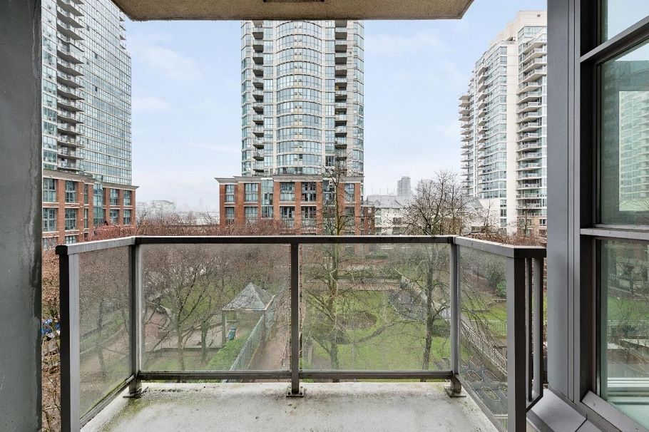 501 189 National Avenue Vancouver, BC - 13