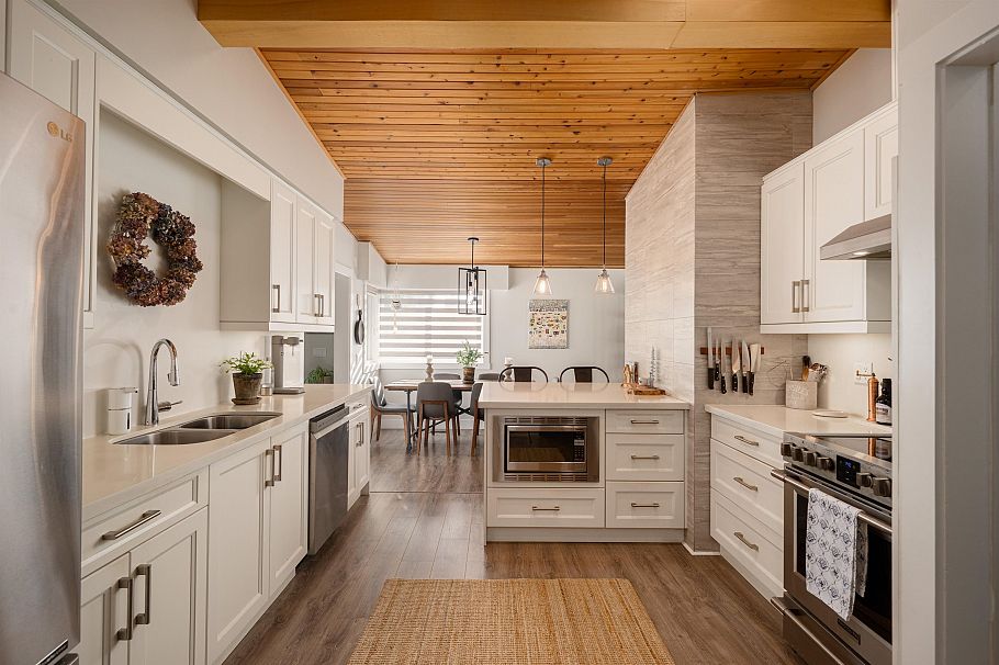 3642 Sykes Road North Vancouver, BC - 12