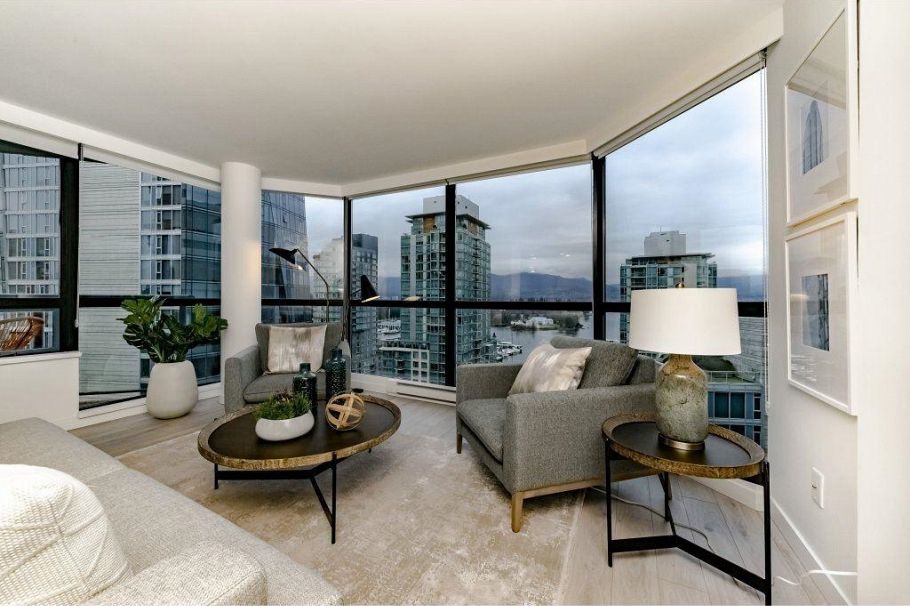 1002 1415 W Georgia Street Vancouver, BC - 4