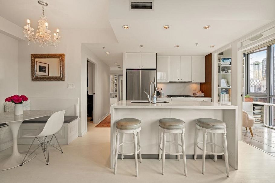 601 1005 Beach Avenue Vancouver, BC - 16