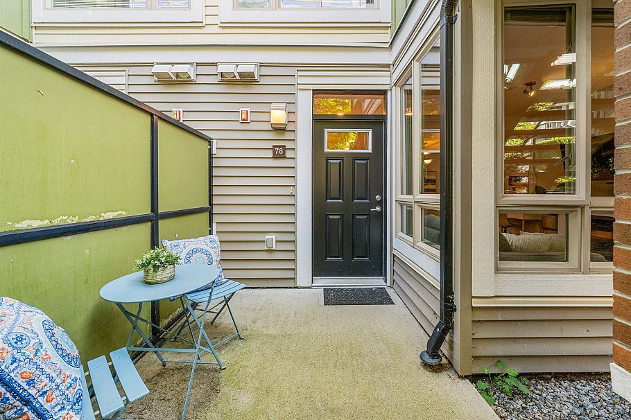 78 728 W 14th Street North Vancouver, BC - 19