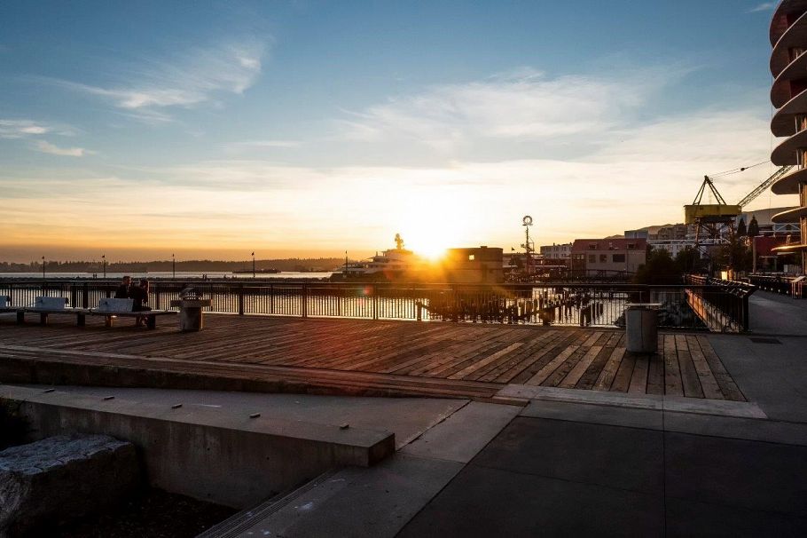 302 250 W 1st Street North Vancouver, BC - 25