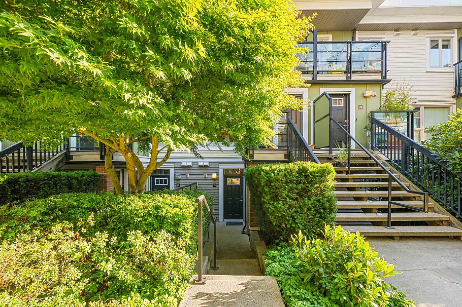 78 728 W 14th Street North Vancouver, BC - 21