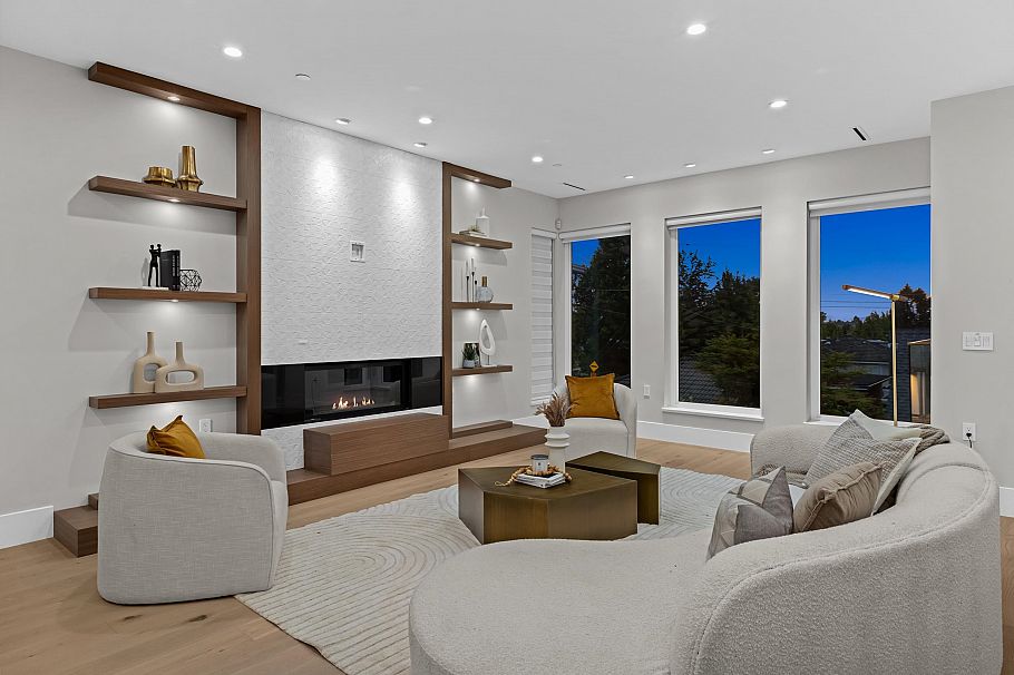 3279 Vimy Crescent Vancouver, BC - 2