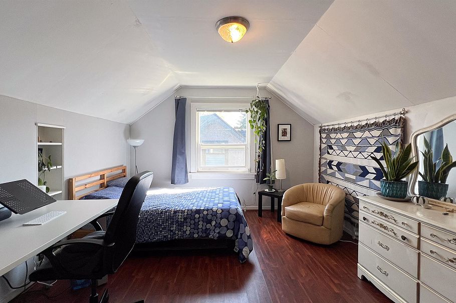 3088 Discovery Street Vancouver, BC - 14