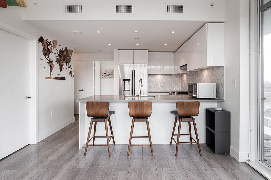 905 8570 Rivergrass Drive Vancouver, BC - 2