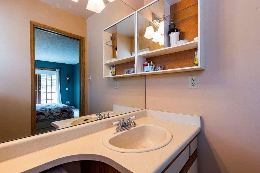 475 Orwell Street North Vancouver, BC - 27