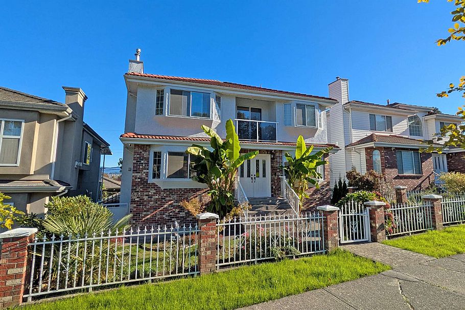 3549 Anzio Drive Vancouver, BC - 1