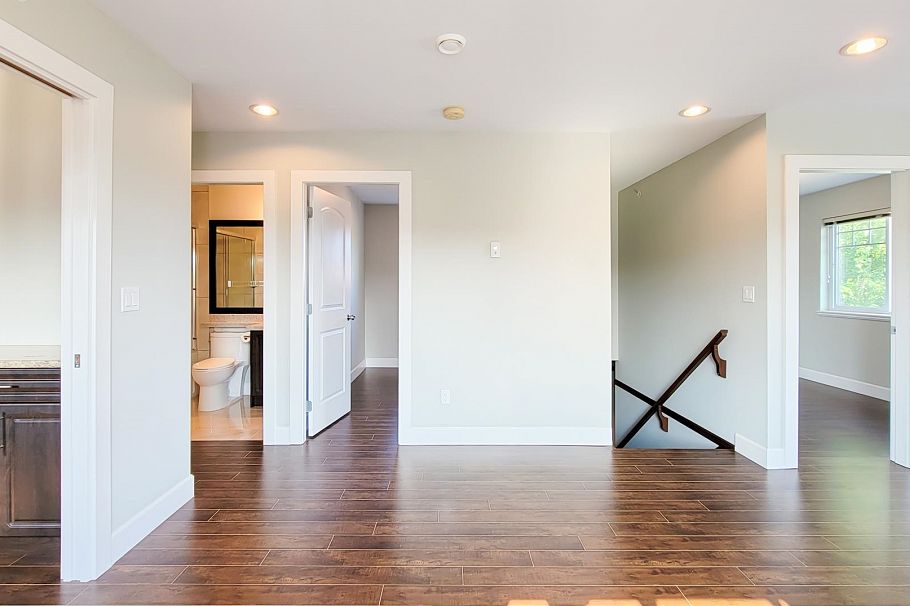 3096 E 26th Avenue Vancouver, BC - 7