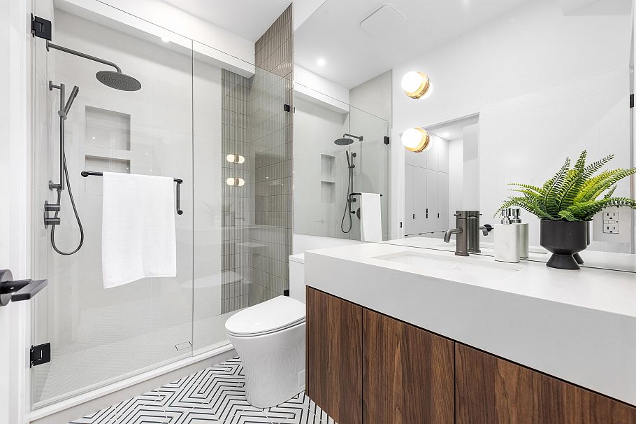 2 273 W 17th Avenue Vancouver, BC - 18