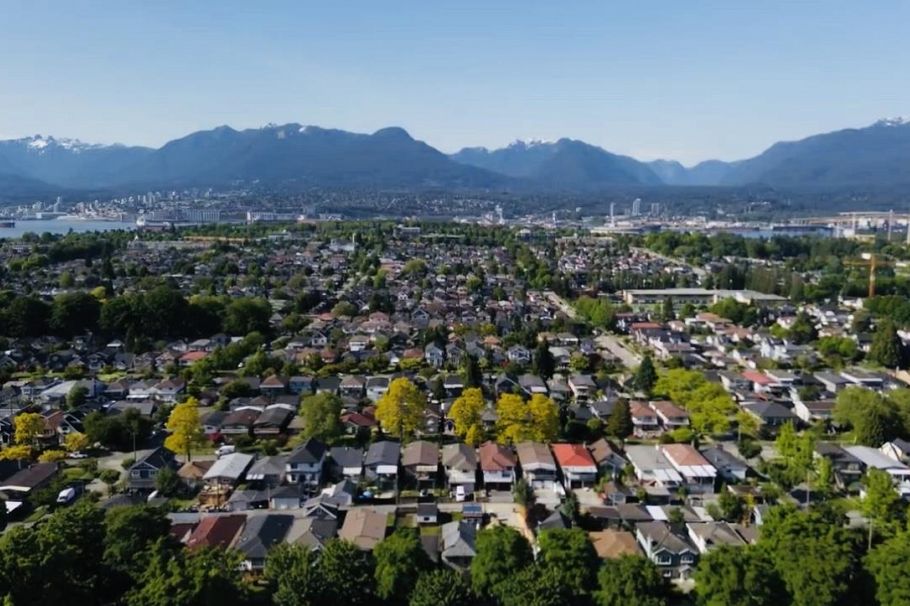 2735 Grant Street Vancouver, BC - 5