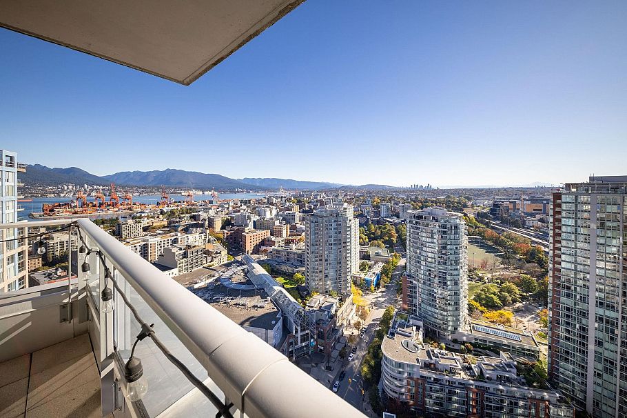 3705 188 Keefer Place Vancouver, BC - 21