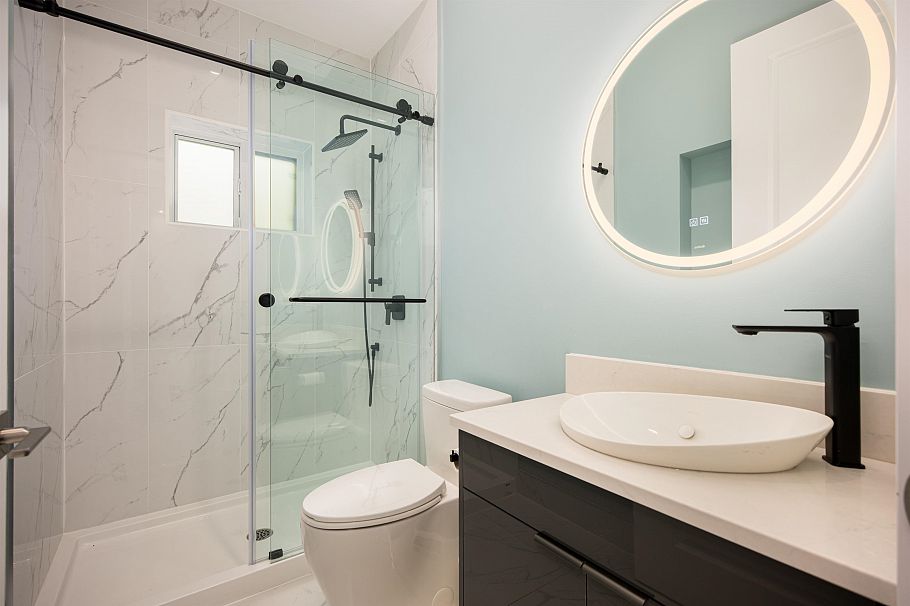 1 58 E 39th Avenue Vancouver, BC - 13