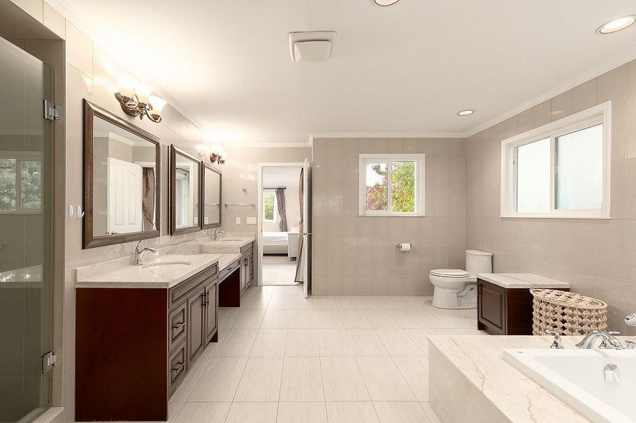 1989 W 52nd Avenue Vancouver, BC - 25