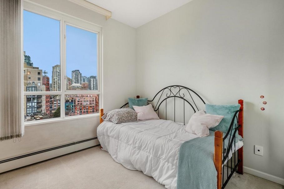 18C 139 Drake Street Vancouver, BC - 14