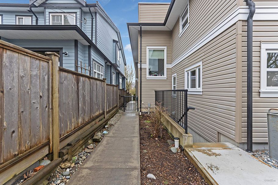 3249 Sophia Street Vancouver, BC - 27