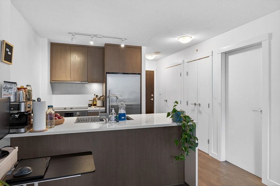 606 1009 Harwood Street Vancouver, BC - 4