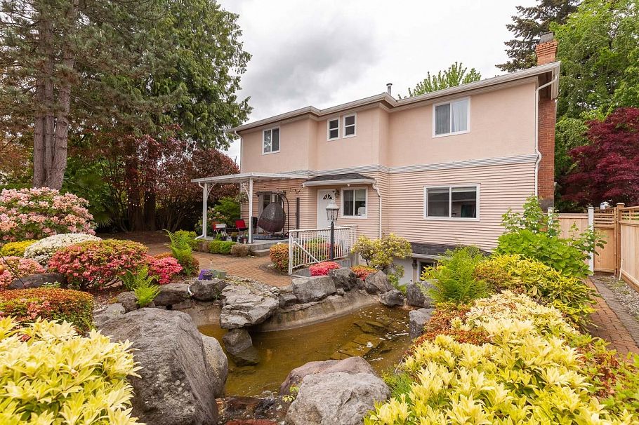 1989 W 52nd Avenue Vancouver, BC - 1