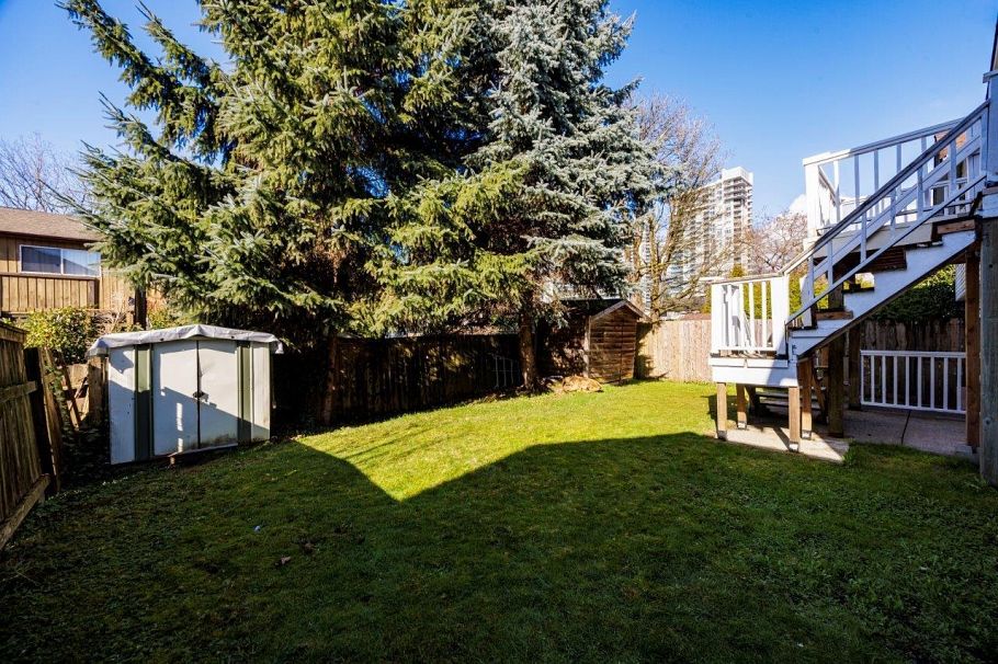 475 Orwell Street North Vancouver, BC - 40